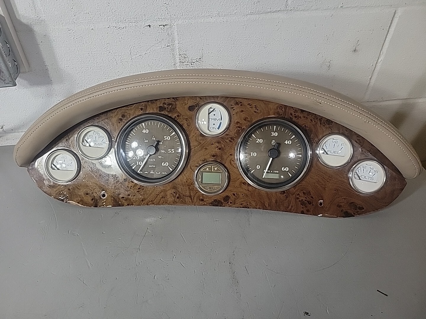 Maxum Boat gauges eBay