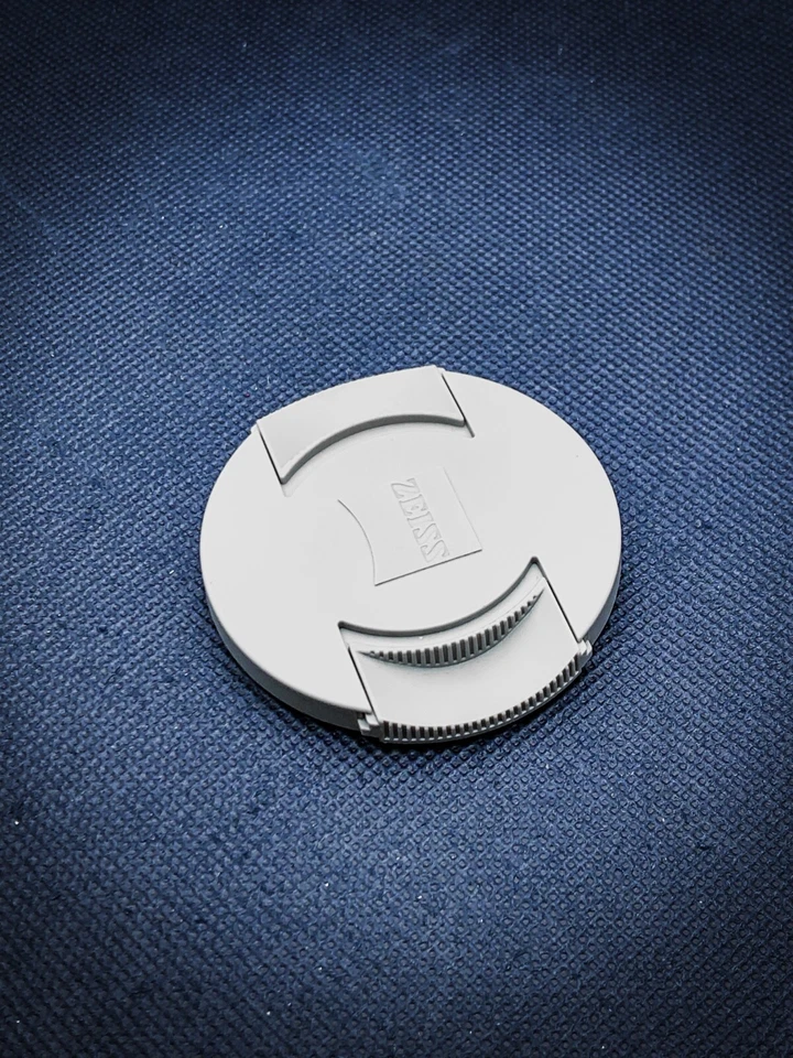 Super Rare Zeiss 67mm 67 lens cap 890572 White Makro-Planar T* 50mm f/2 & 100mm  - Image 4 of 4