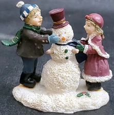 St Nicholas Square VICTORIAN KIDS BUILD SNOWMAN Christmas Village accessory Kohl