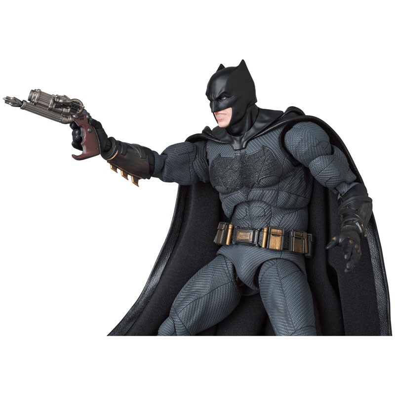 Medicom Toy MAFEX No.222 Batman Justice League Ver. Action Figure