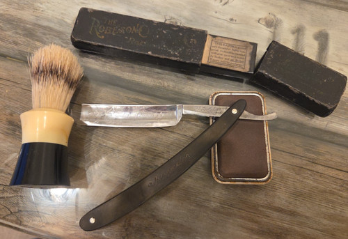 Robeson Shuredge "New Science Concave #1560 Straight Razor NY w/box & brush