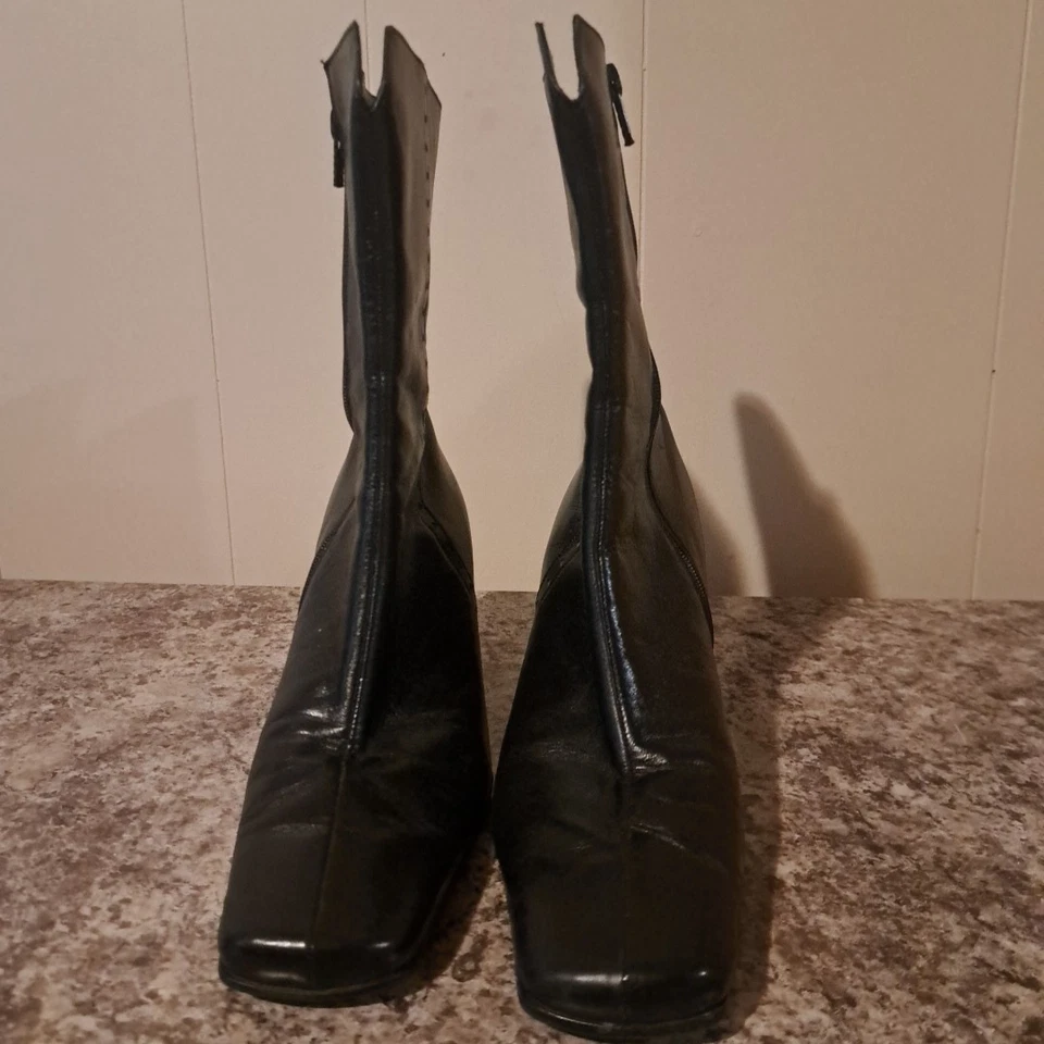 Botas de tornozelo femininas Peter Kaiser pretas tamanho 7,5 - Imagem 2 de 4