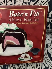 Betty Crocker Bake'n Fill 4 Piece Bake Set Make Filled Cakes Dome Pan With Box
