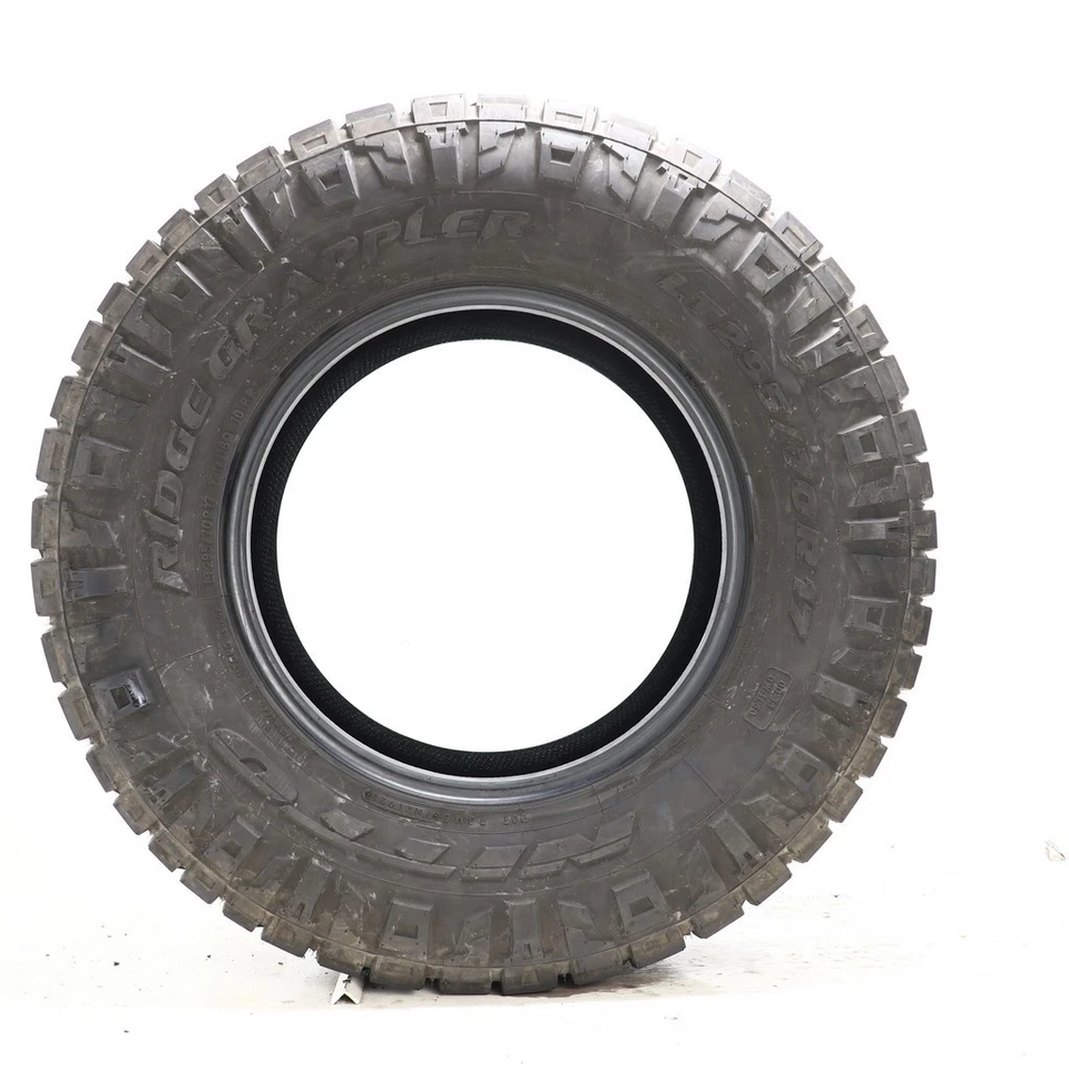 Used LT 295/70R17 Nitto Ridge Grappler 121/118Q - 9/32 - Image 4 of 4