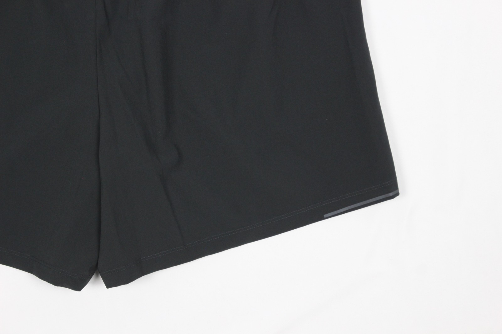 Asics Men's Woven 5" Shorts Laser Cut Running Gym Charcoal Reflective Unlined thumbnail 3