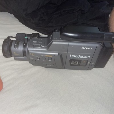 Sony Handycam CCD-F250E Video 8 Camera Recorder  Vintage guter Zustand, LESEN!!