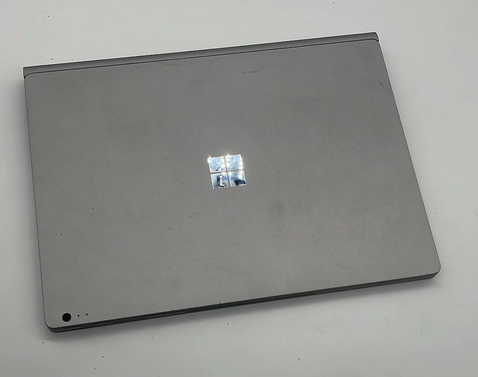 Microsoft Surfacebook 13.5 inch Intel Core i7 6th Gen. 8GB 256 SSD Free Delivery - Image 4 of 4