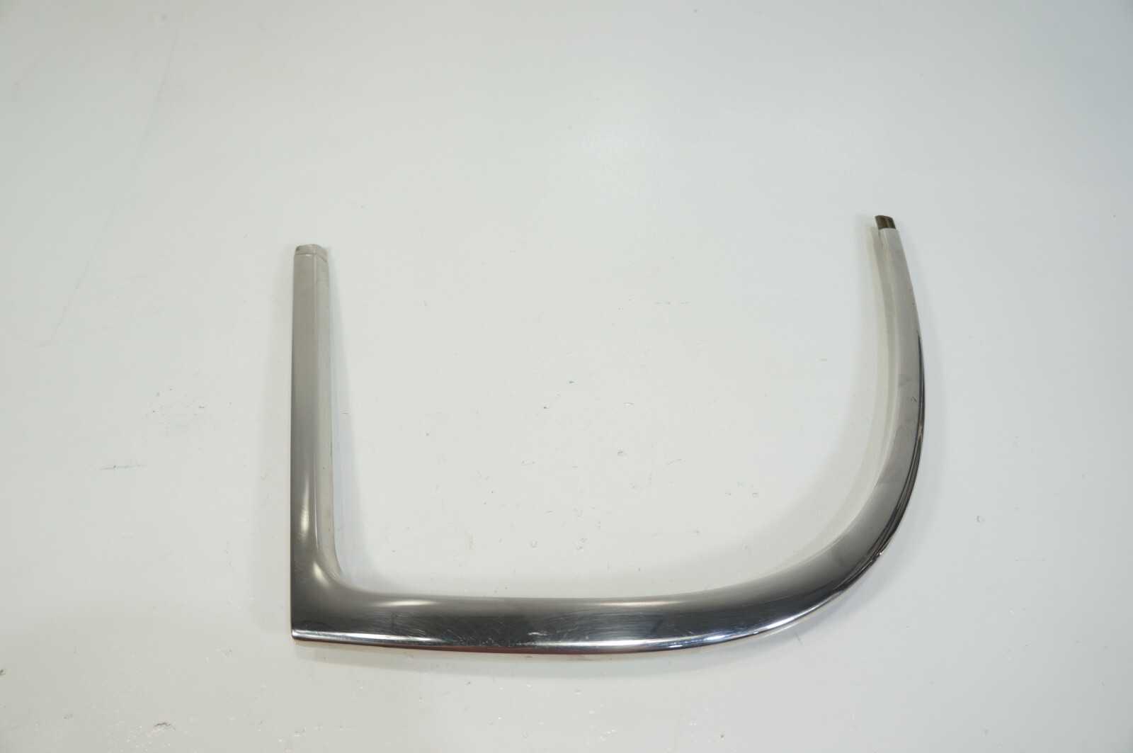 2006-2012 Bentley Flying Spur REAR Driver Left Side Door Glass Chrome Trim