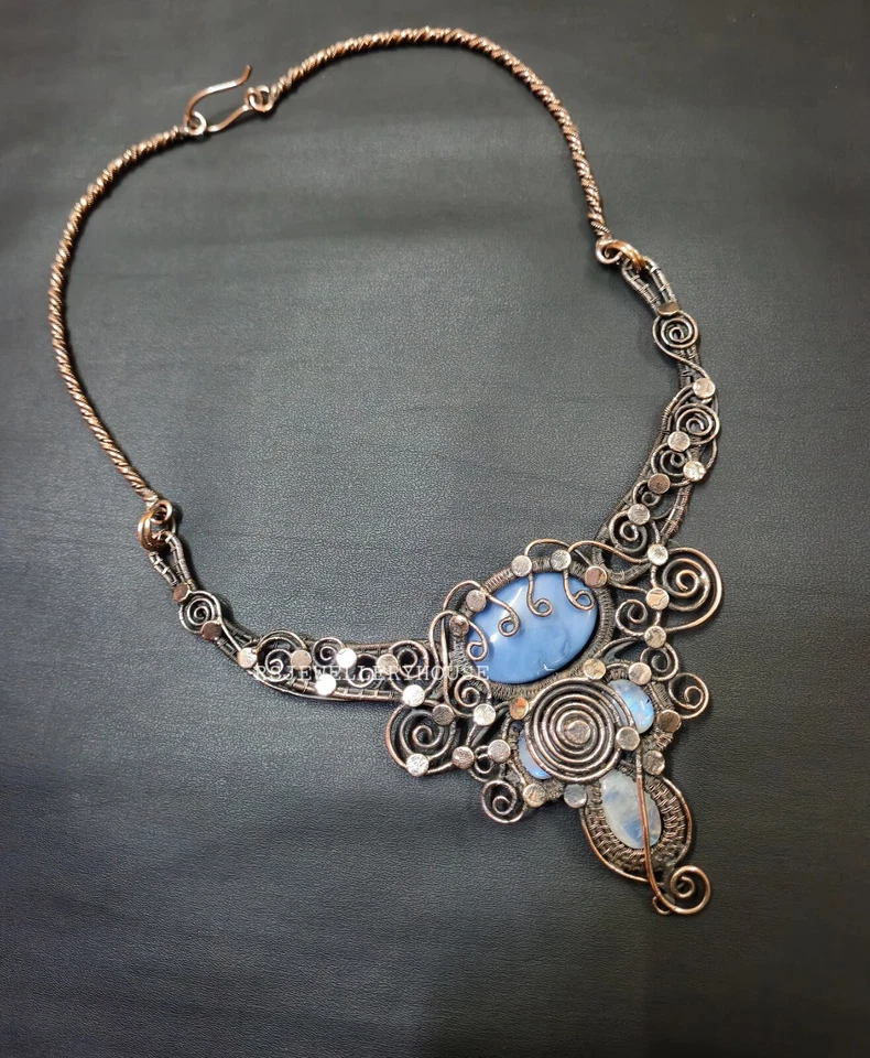 Chalcedony and Rainbow 月光石铜线项链优雅手工珠宝首饰 — 第 2/4 张图片