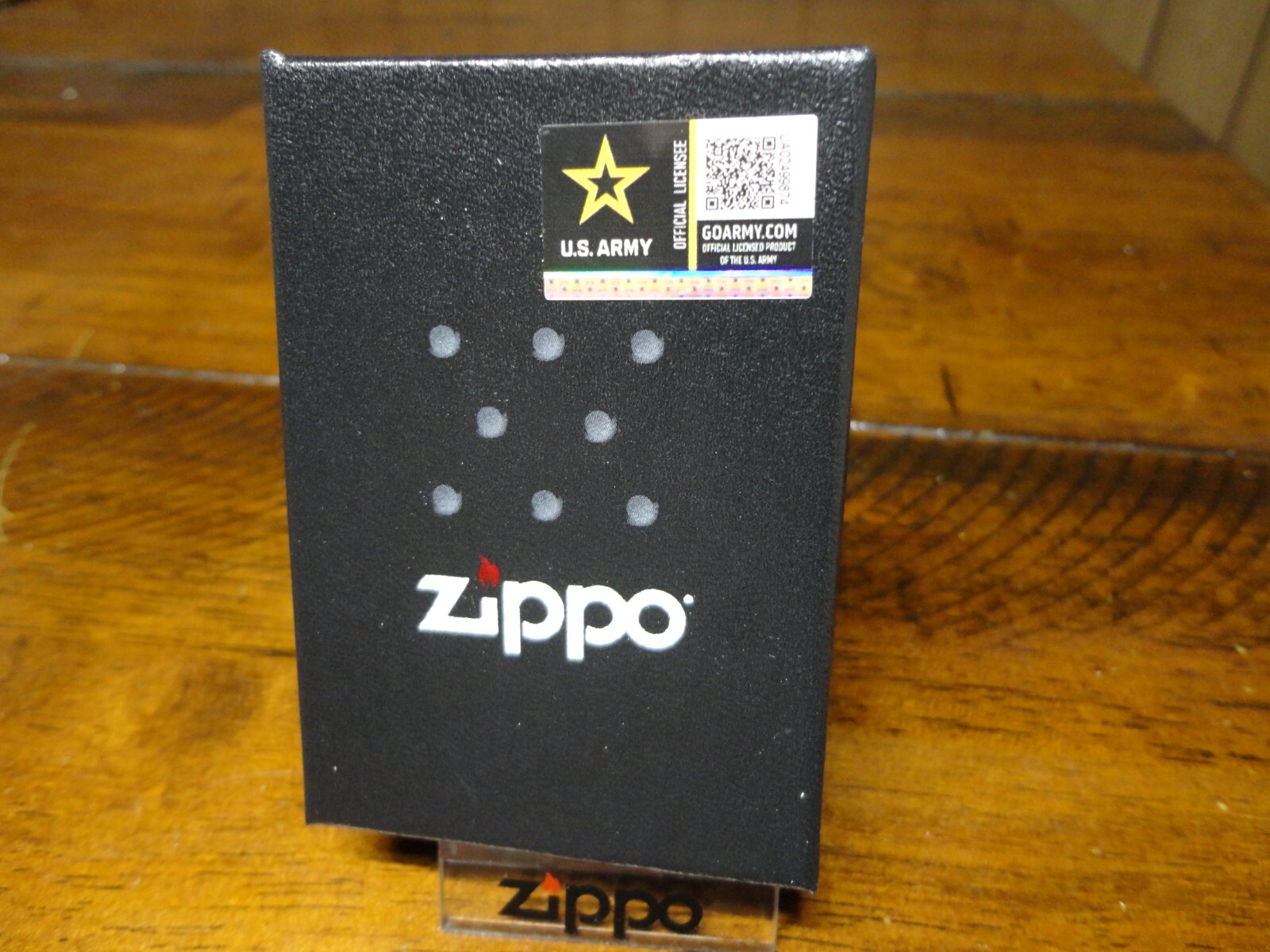 US ARMY VETERAN STAR ZIPPO LIGHTER MINT IN BOX