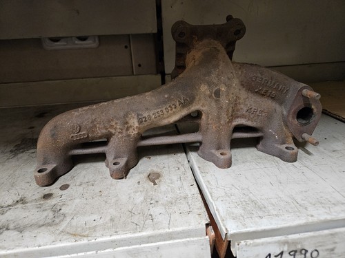 VW Golf Caddy Seat Inca Abgaskrümmer 028253033AA