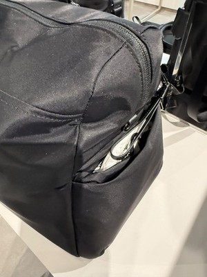 NEW Tumi Voyageur VENICE 18.0” Nylon Duffel Bag - BLACK with