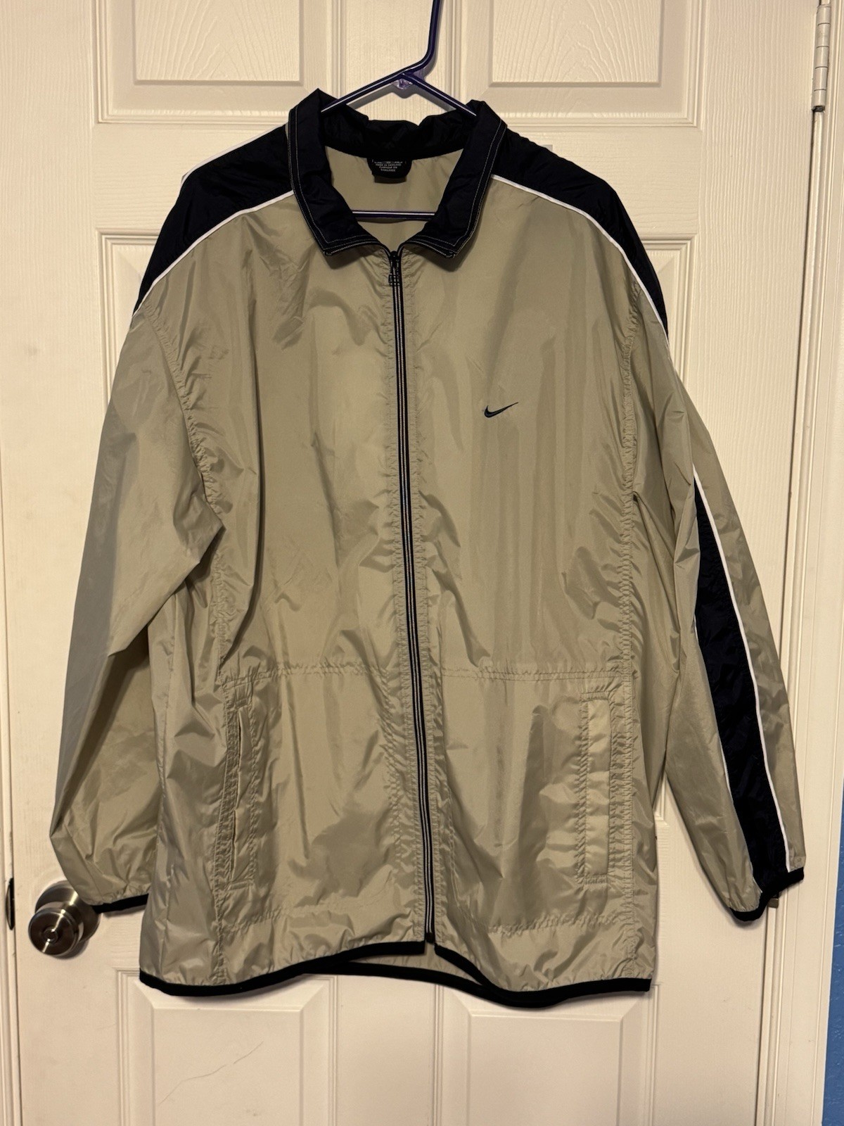 Nike International Nylon Light Zip Windbreaker Track Jacket Vintage 90s