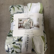 NEW Laura Ashley Coco Luxe Plush Reversible Throw 60" x70" Green Floral