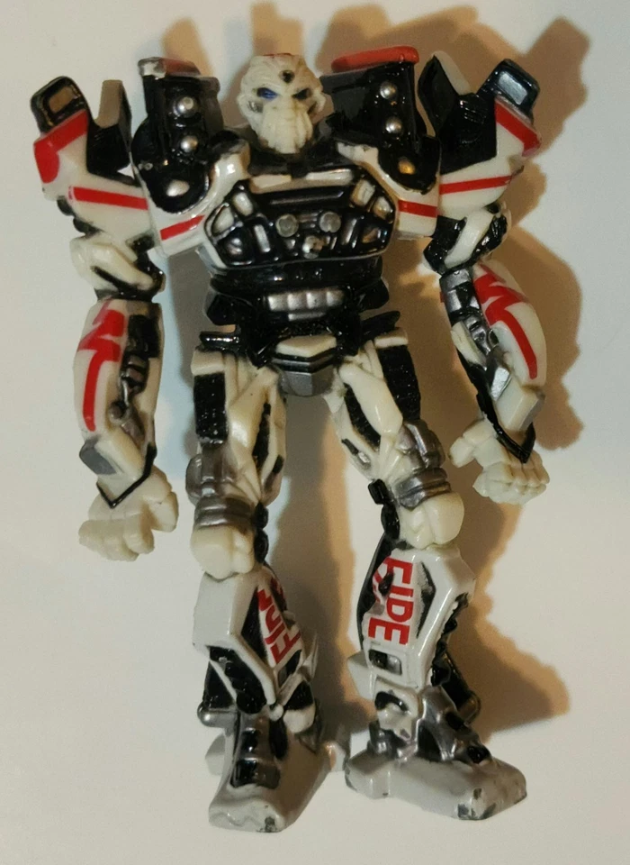 READ| 4 Transformers Titanium Movie Dark of the Moon Die-Cast Figures 2.5"  - Image 4 of 4