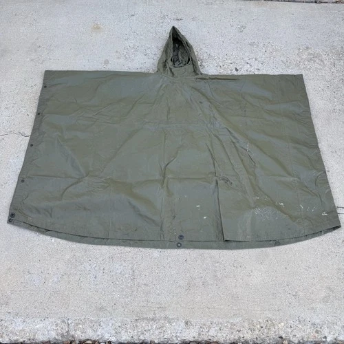 Vintage Vietnam Era Military Poncho Nylon Coated OG 207 Dated November 1959