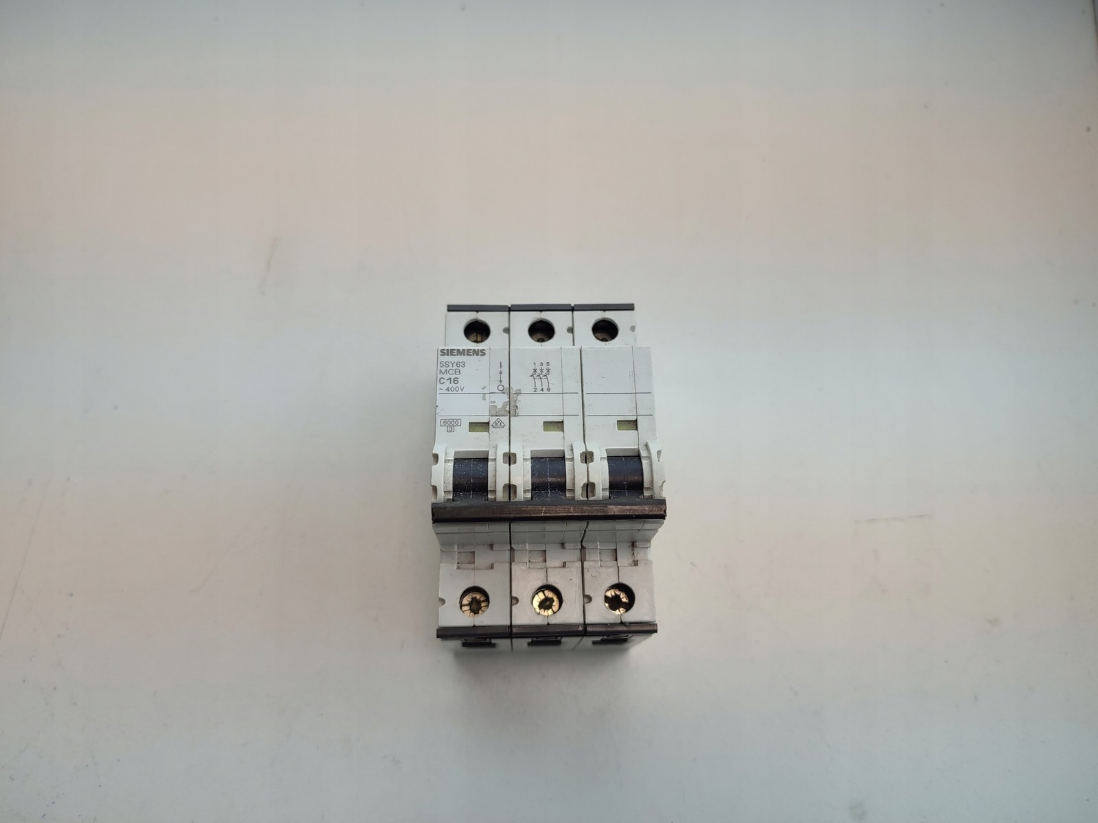 Siemens 5SY6316-7 MCB Overcurrent Circuit Breaker