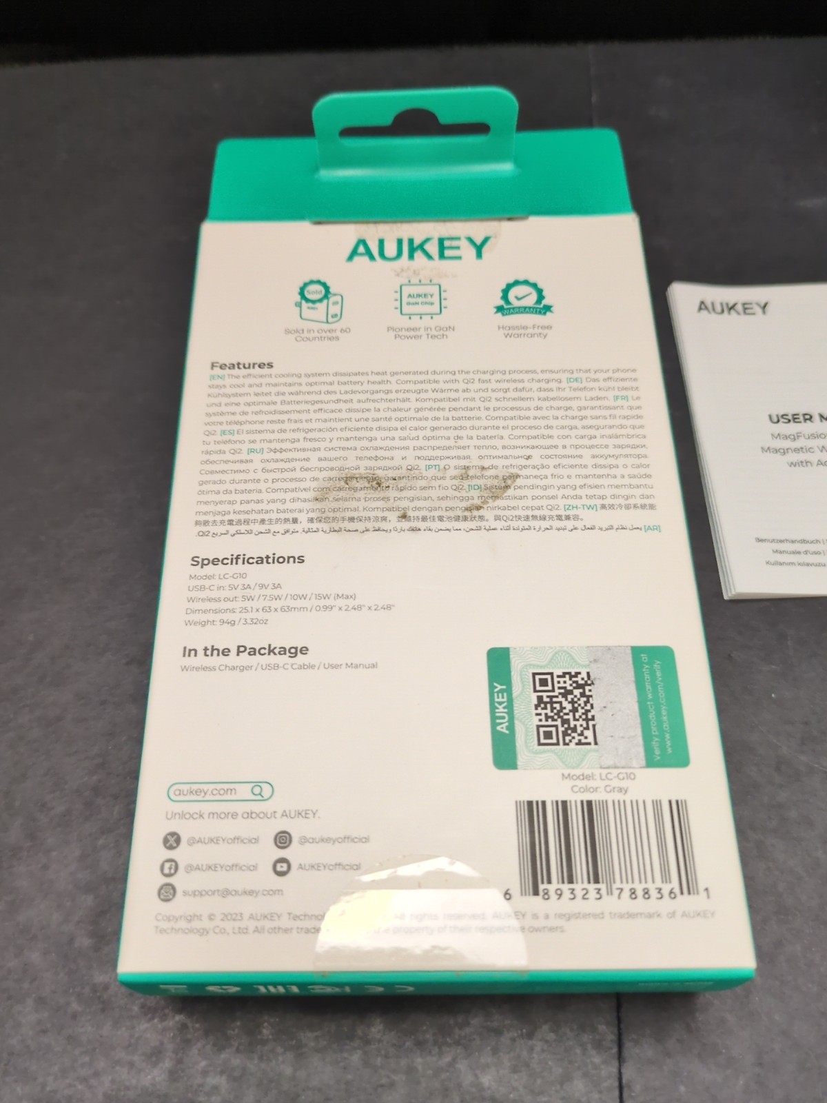 AUKEY MagFusion GameFrost Qi2 Active Cooling Wireless Charger LC-G10