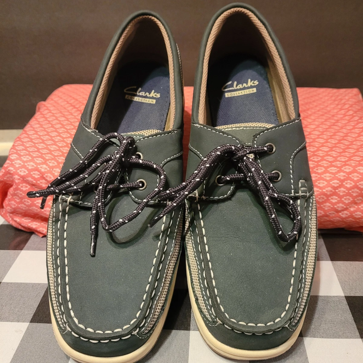 Clarks navy cheap suede