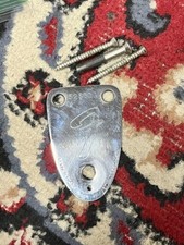 Fender 3 bolt neck plate and screws 1974