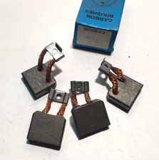 SERIE SPAZZOLE MOTORINO AVV. 24v PER FIAT OM 90-100-110 645,650 DIM.10x33x28