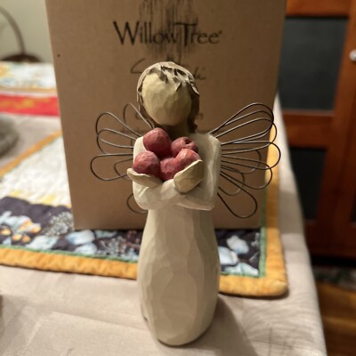 Willow Tree Demdaco 26123 Good Health To You Figurine Sculpture 2003 Susan Lordi