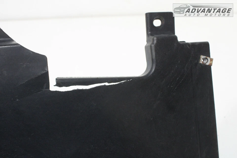 Cadillac ATS 2013-2018 AWD trasero derecho debajo de la carrocería deflector de aire escudo OEM Foto 4 de 4