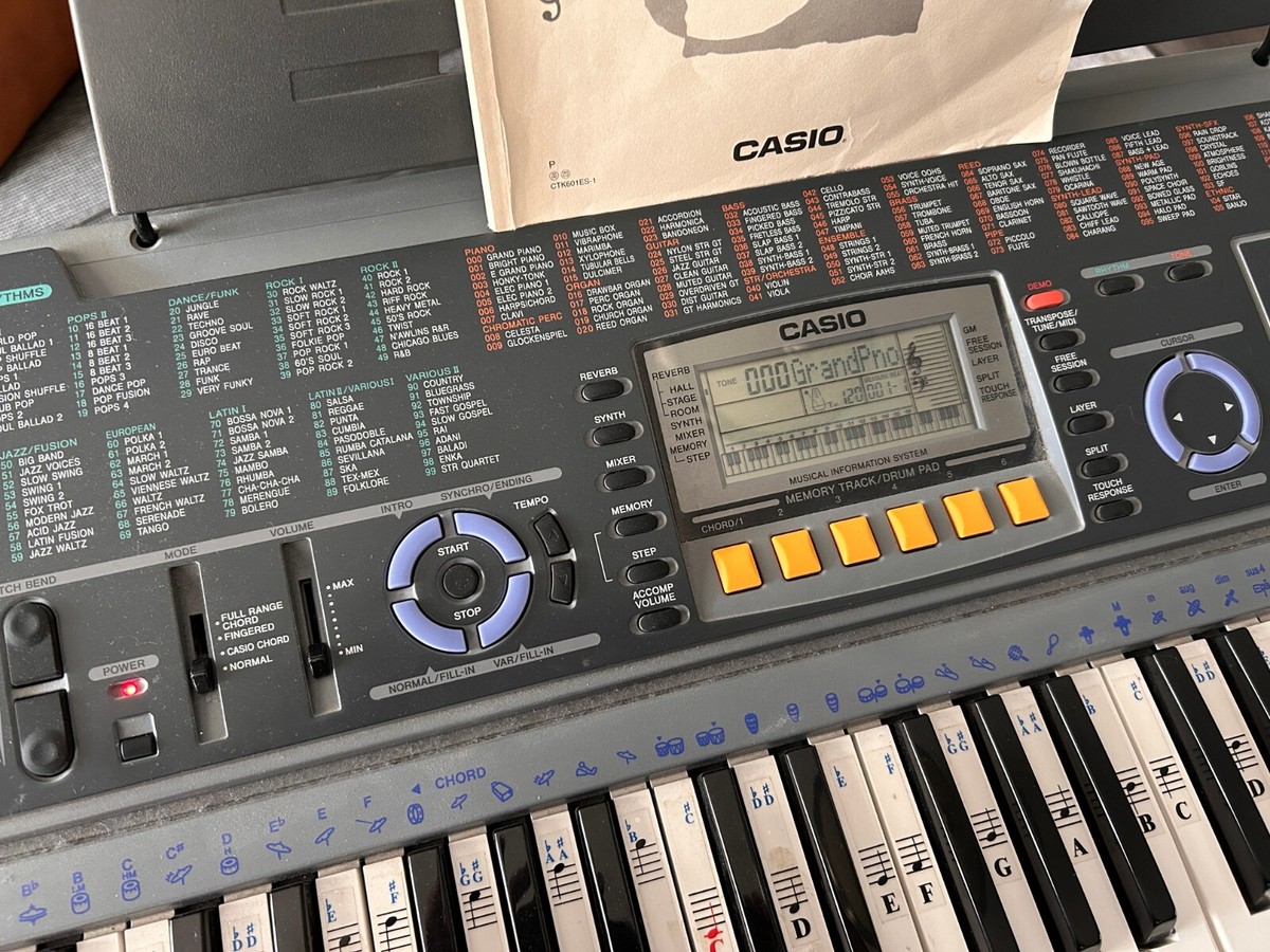 Vintage Casio CTK-601 Synthesizer MIDI Keyboard Concertmate 990 W