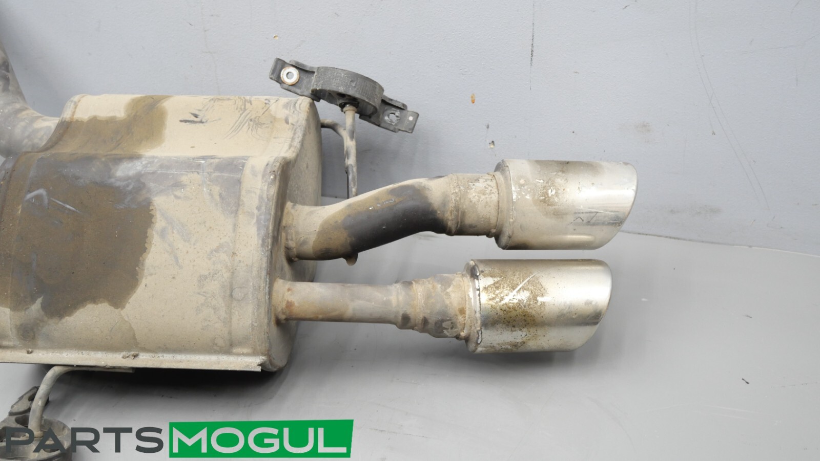 06 MASERATI QUATTROPORTE M139 REAR LEFT EXHAUST MUFFLER DUAL TIPS OEM