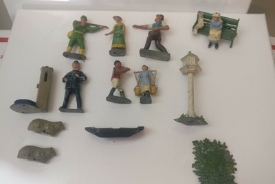 Vintage Britains or Johillco Lead 