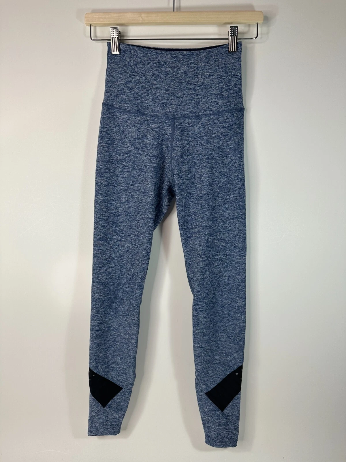 beyond-yoga heathered cropped mesh panels leggings