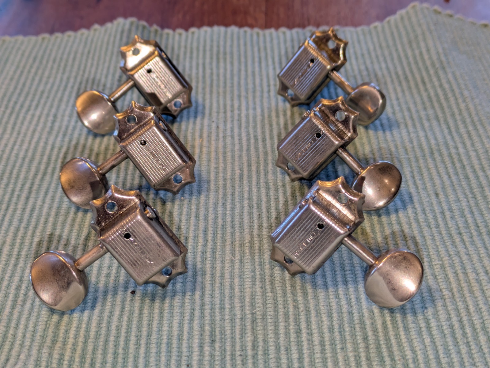 Single Line Kluson Tuners 58-64 Patent # 3x3 Metal Buttons Gibson Guild