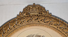 Antique 1920's Metal Easel photos frame Virgin Mary Gilt crown Ornate round H3 — photo 4