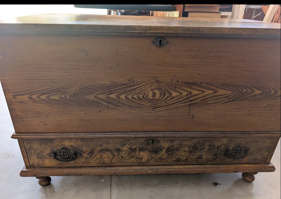 Antiguo cofre manta de 6 tablas pintado en grano Pennsylvania con cajón de milanas Foto 2 de 4