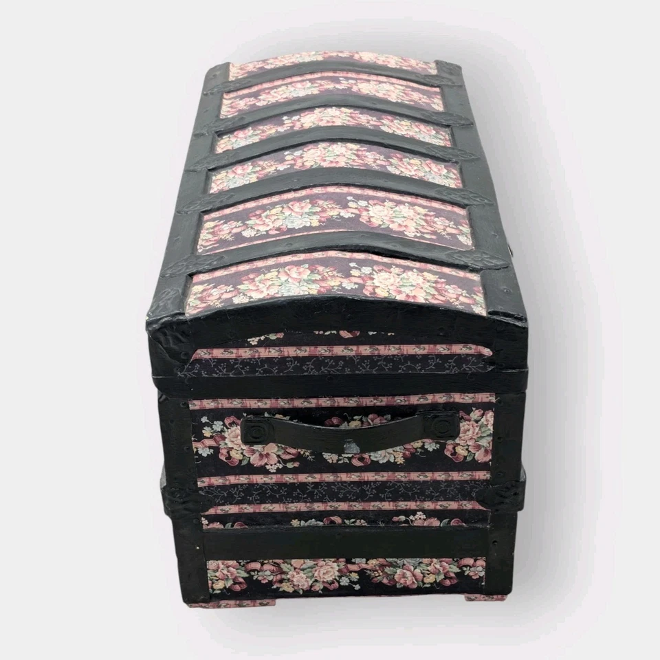 Victorian Dome Top Trunk Lady's Travel Cabin Hand‑Riveted Medium 26" X12 X 14" - Image 4 of 4