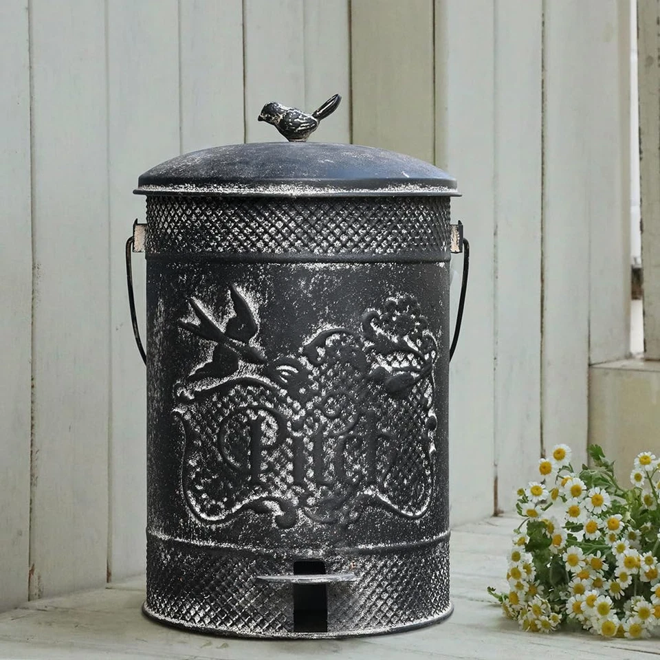 Farmhouse Garbage Can with Lid Indoor Outdoor Trash Can with Embossed Bird and F - Image 4 of 4