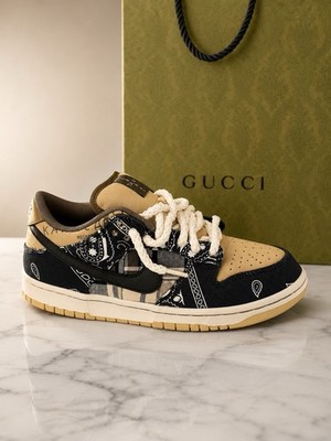 Size 7.5 - Nike Dunk Low Premium QS SB x Travis Scott Cactus Jack