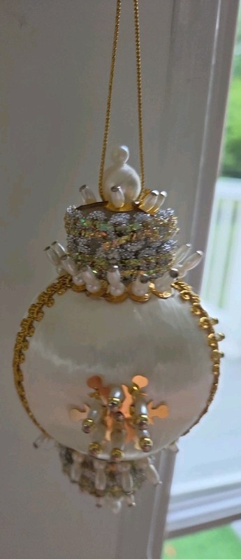 Vtg Handmade Push Pin Sequin Bead Satin Ribbon Christmas Ornament Gold, White