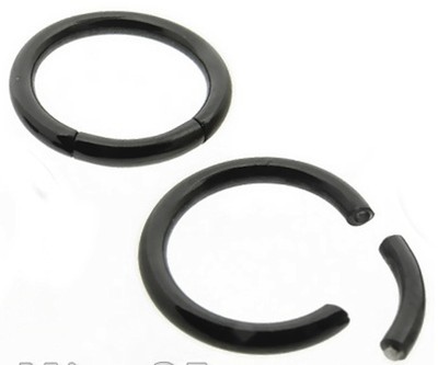 PAIR OF 14G 3/8 BLACK SEGMENT RINGS CBR SMOOTH NIPPLE LIP RING 