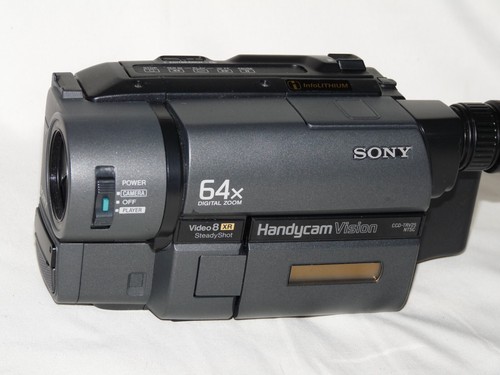Sony CCD-TRV25 CCD-TRV15 HI8 8mm Video8 fotocamera lettore videocamera trasferimento video - Foto 2 di 5