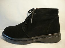 NIB Pajar Max Black Suede Sheepskin Lined Ankle Boots Men's 7 EE Extra Wide