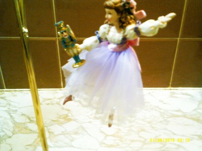 KURT ADLER 5 '' RESIN -NUTCRACKER SUITE BALLET-CLARA/NUTCRACKER ORNAMENT-NEW-2023