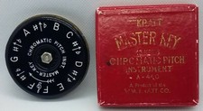 WM Kratt Master Key Chromatic Pitch Instrument 13 Notes A-440
