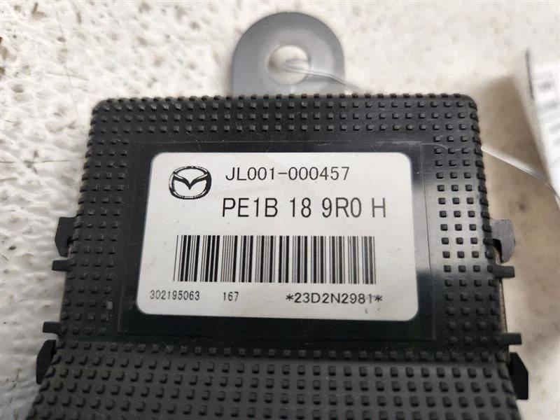 2013-2018 Mazda CX-5 ECM Transfer Case Right Hand Dash OEM PE1B189R0H - Image 2 of 4