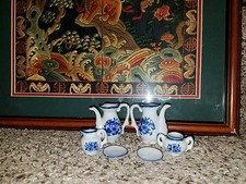 VINTAGE BLUE WHITE floral PORCELAIN CHILD  S MINI TEA SET SERVICE j89
