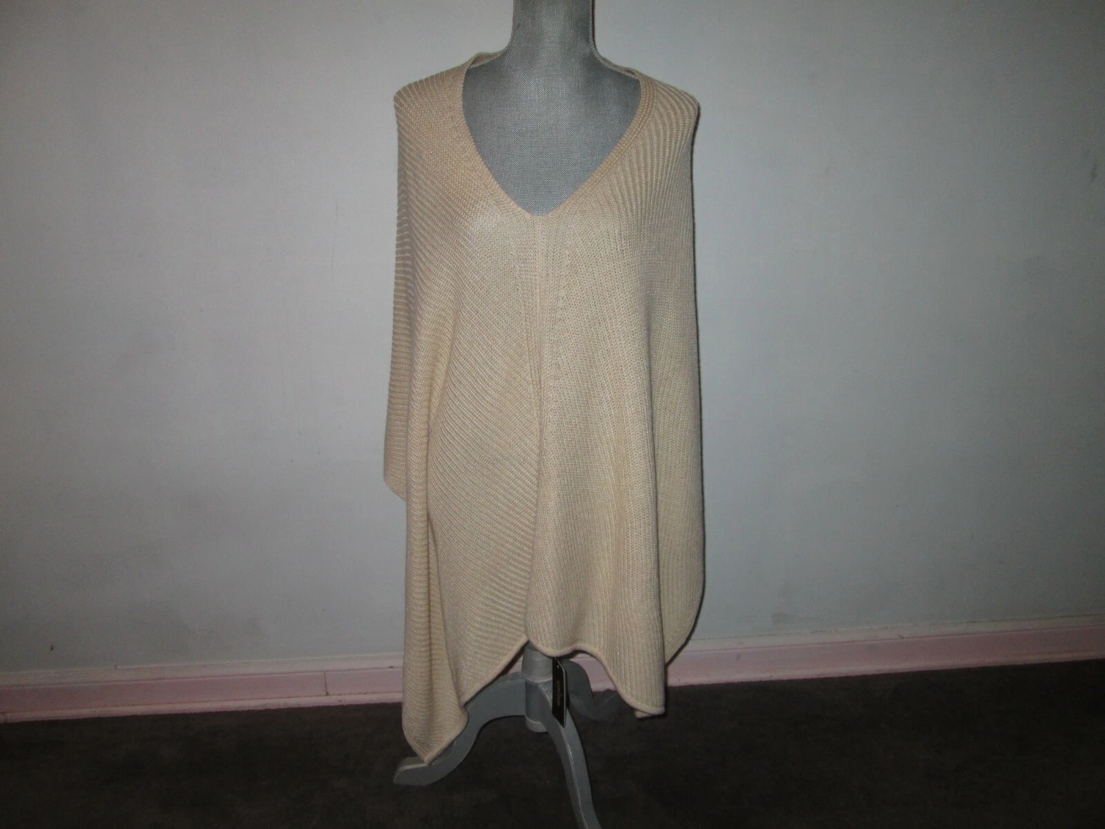 New KERISMA Cream Wool Blend Knit Lightweight Poncho Shaw ~ One Size *NWT