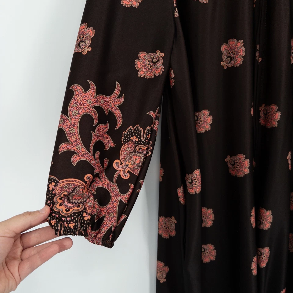 Maxi Vestido Boho Loungewear Marrón Paisley Cremallera Bata Años 70 Tiffany Loungewear Foto 3 de 4