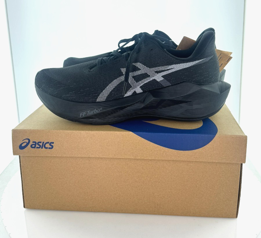 A8 NEW $155 Men's Sz 11 M Asics Novablast 6 Running Shoes In Black