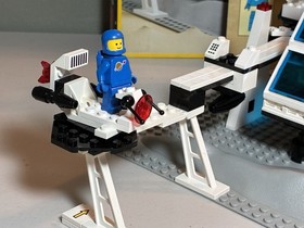 LEGO Classic Space Polaris 1 Space Lab 6972