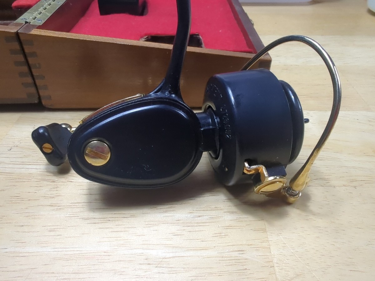 Super Rare Vintage Garcia Mitchell 408 DL. Wood Box Spool Read